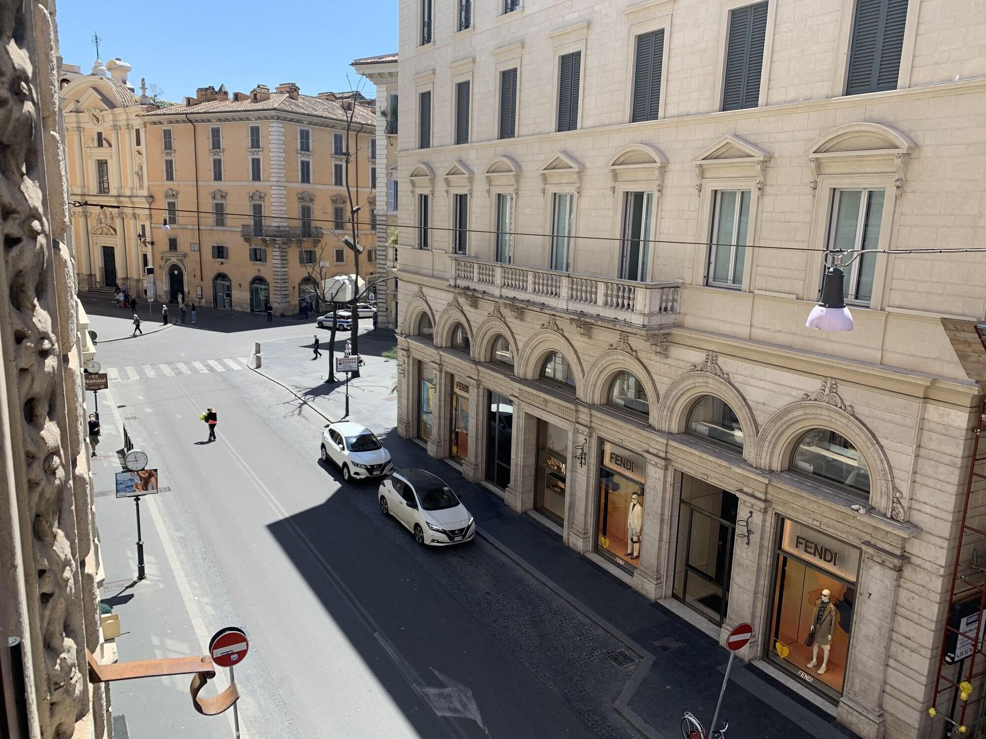 Bed & Breakfast Charme & Chic Rome